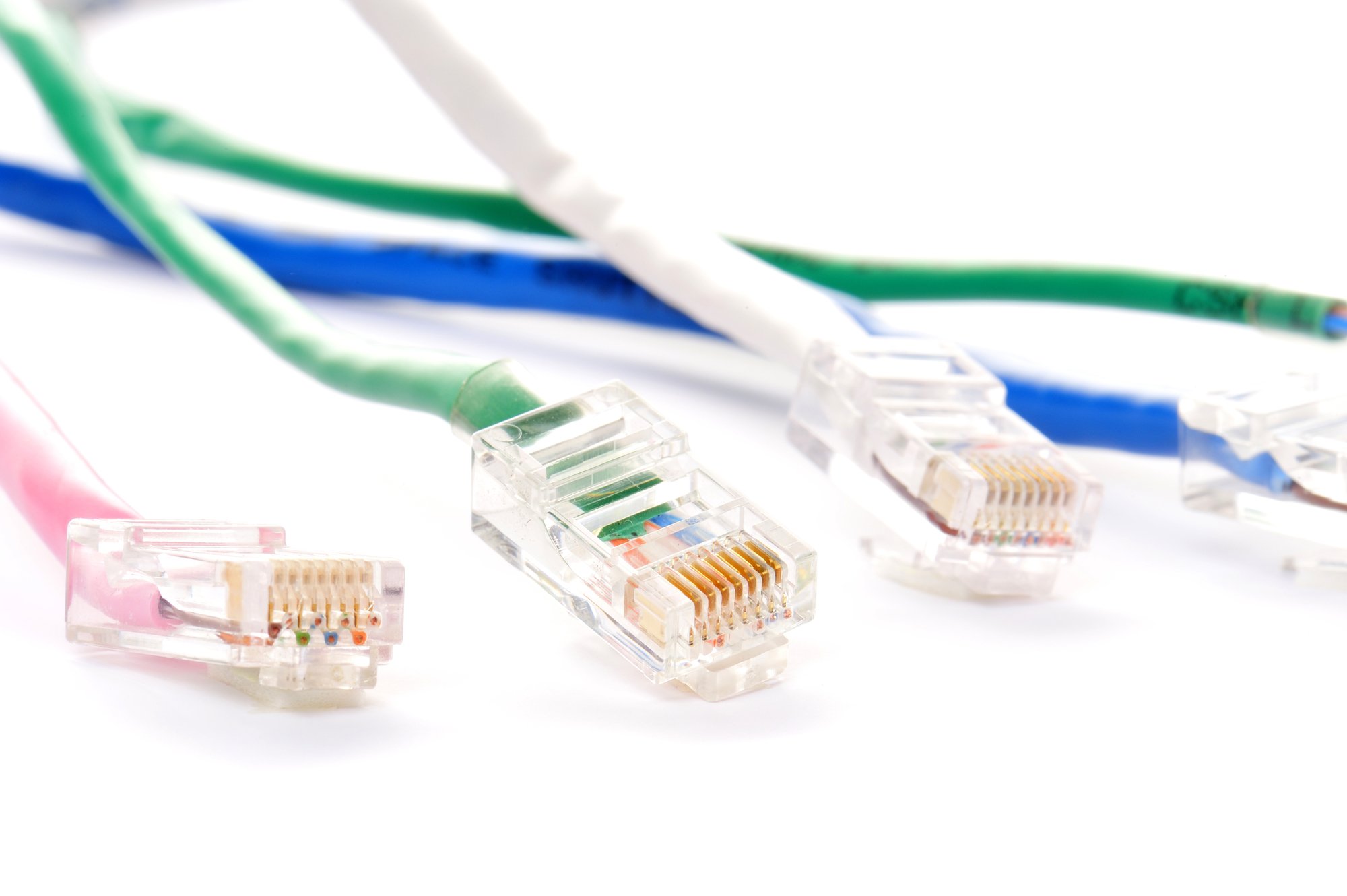 LANケーブルと電話線の違いとは？見分け方と代用の可否を分かりやすく解説！