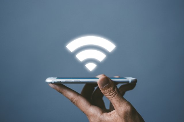 Wi-Fiが遅いのはなぜ？速度が低下する原因やすぐにできる対処法を紹介