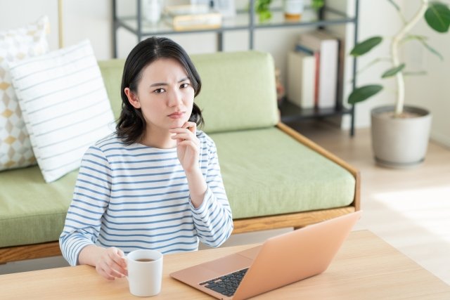 ネット回線が遅い原因と対策!シーンごとの解決方法を徹底解説